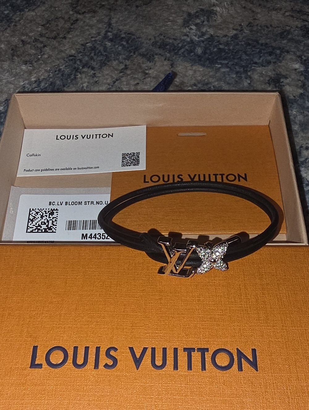 NWT Louis Vuitton Bloom Strass Crystal Leather Cord Bracelet!